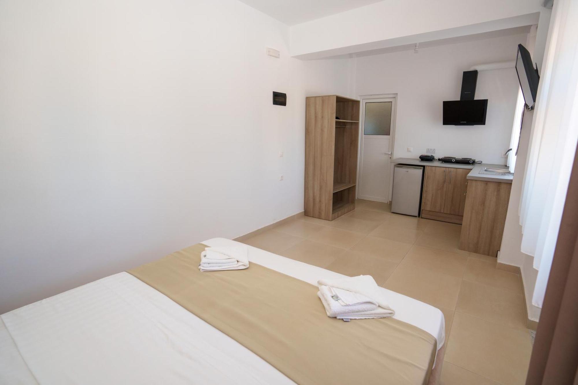 Near The Sea Apartments Nano Ksamil Exterior foto